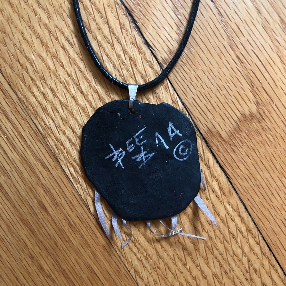 Handmade necklace - Picture 4 of 5